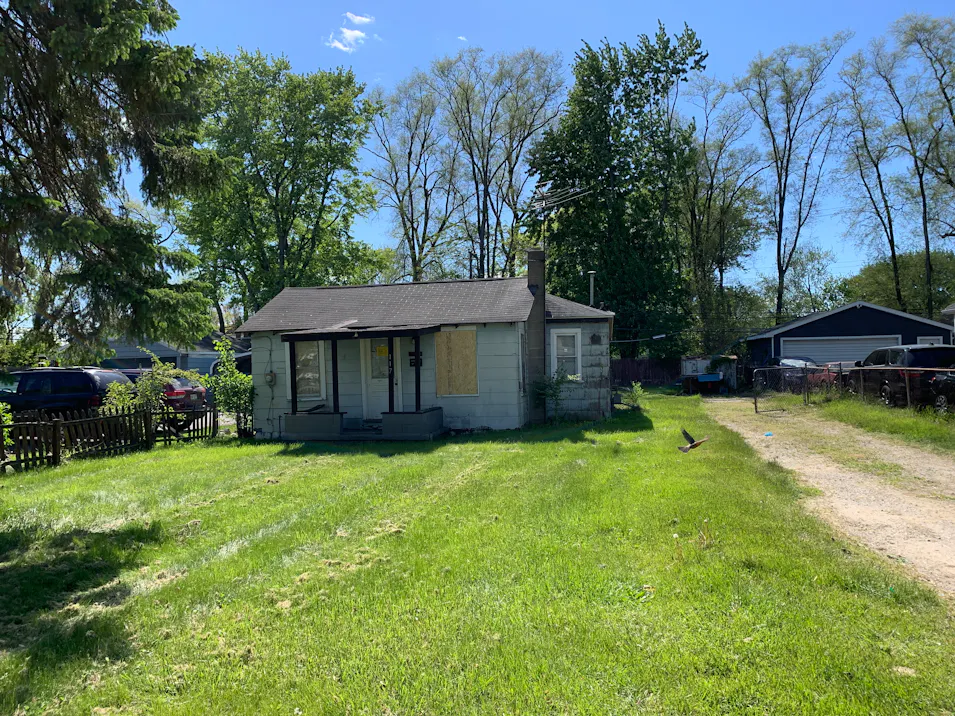 117 Allen Rd Ypsilanti, MI 48198, Washtenaw County