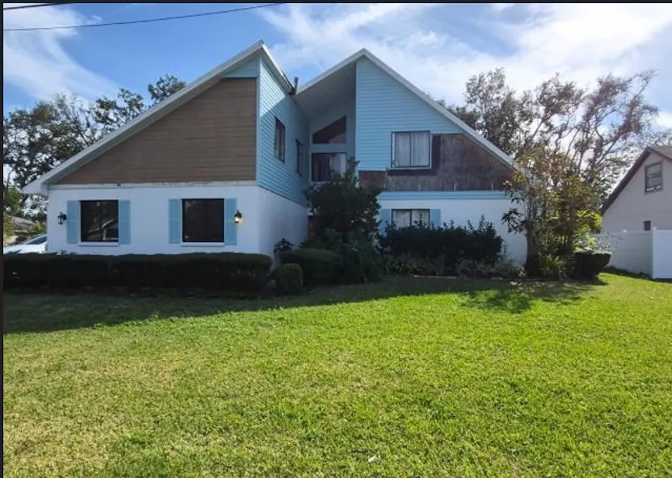 4611 9th St E Ellenton, FL 34222, Manatee County
