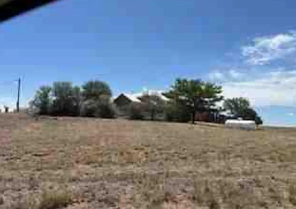 5 Yucca Ln Moriarty, NM 87035, Torrance County