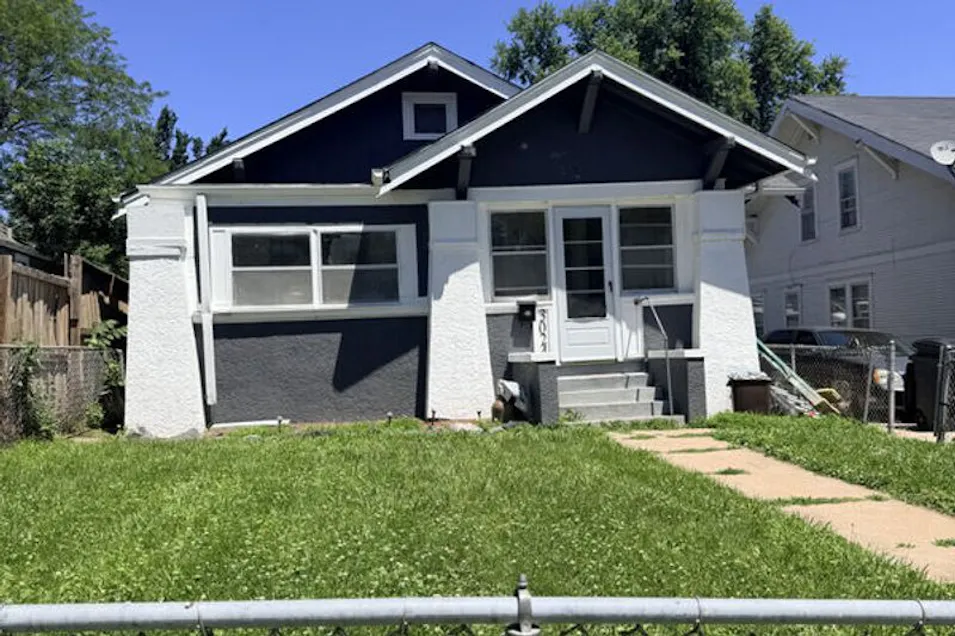 3024 Arcadia Ave Omaha, NE 68111, Douglas County