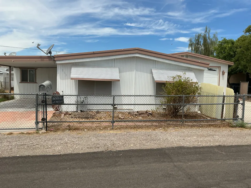 1883 Avalon Dr Bullhead City, AZ 86442, Mohave County
