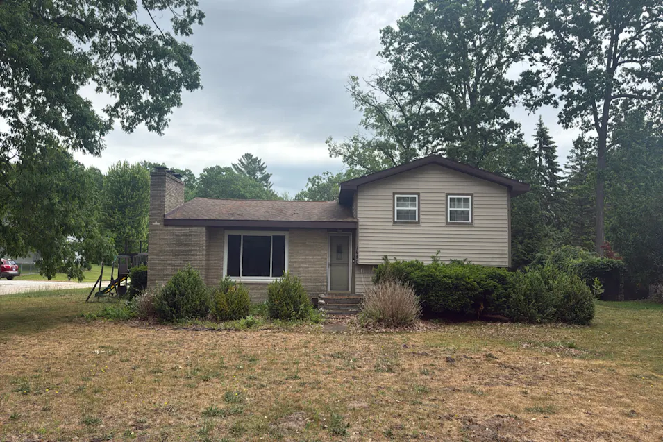 1640 Sunview St Muskegon, MI 49445, Muskegon County