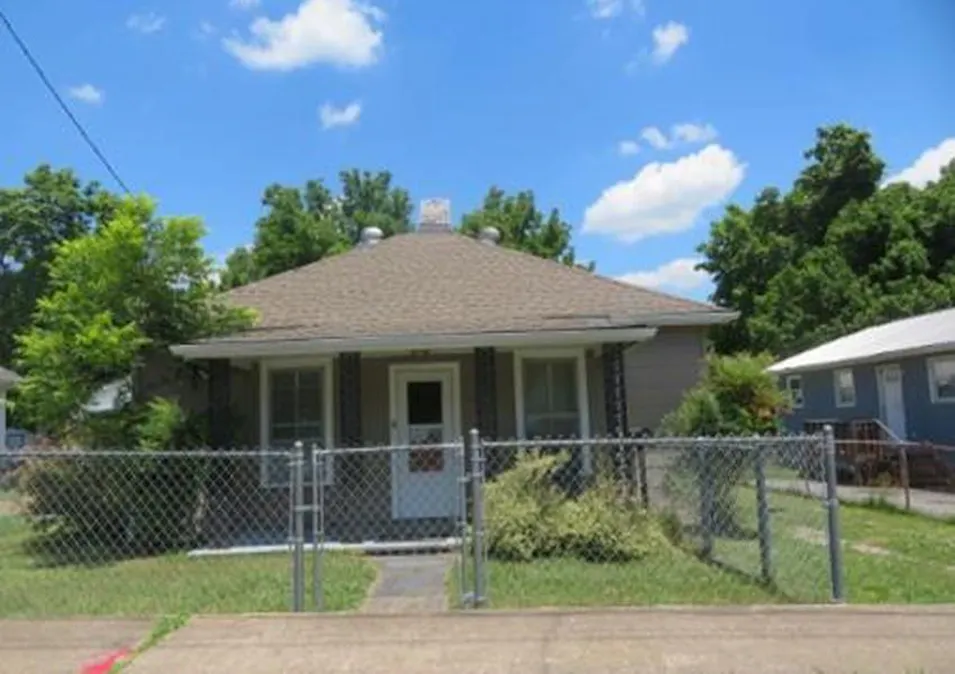 922 Robertson St Kingsport, TN 37660, Sullivan County
