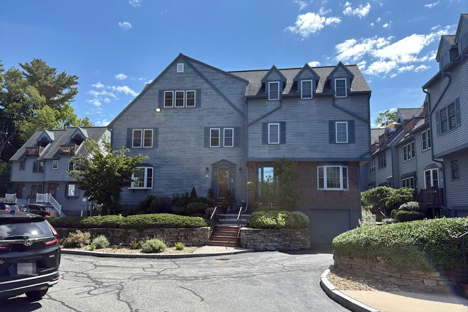 35 Merrymount Road, Unit A-7 Quincy, MA 02169, Norfolk County