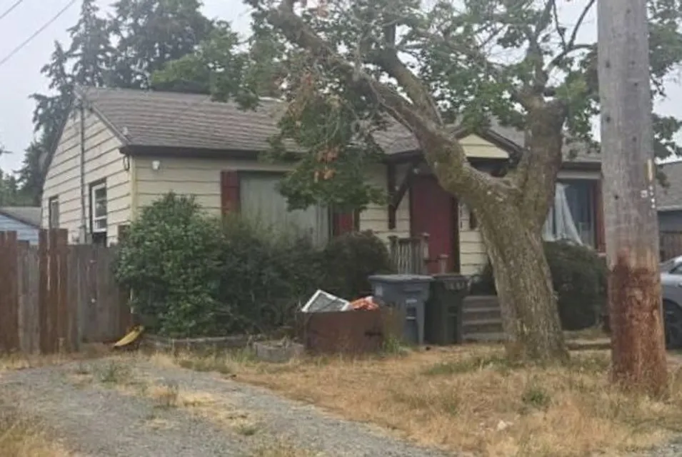 11011 9th Ave Ct S Tacoma, WA 98444, Pierce County