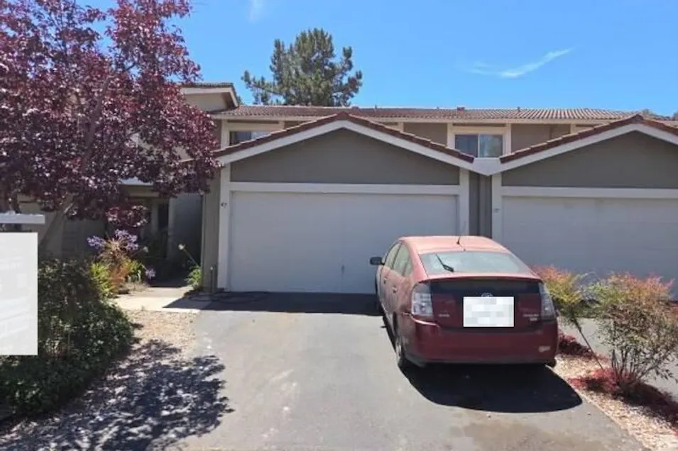 47 Turtle Creek St Oakland, CA 94605, Alameda County
