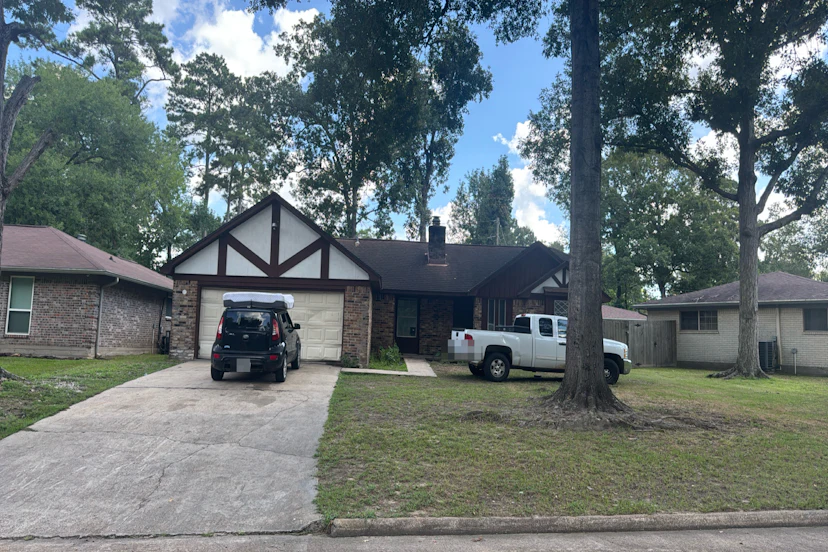1743 Woodway Dr