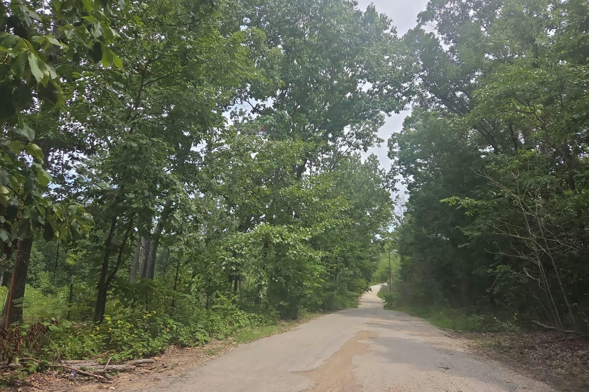 White Rd, Saint Clair, MO 63077