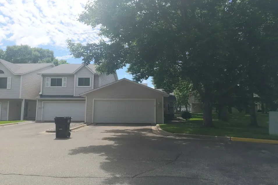8820 Norway St NW Coon Rapids, MN 55433, Anoka County