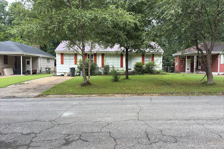 112 Mabelon Drive Bessemer, AL 35023, Jefferson County