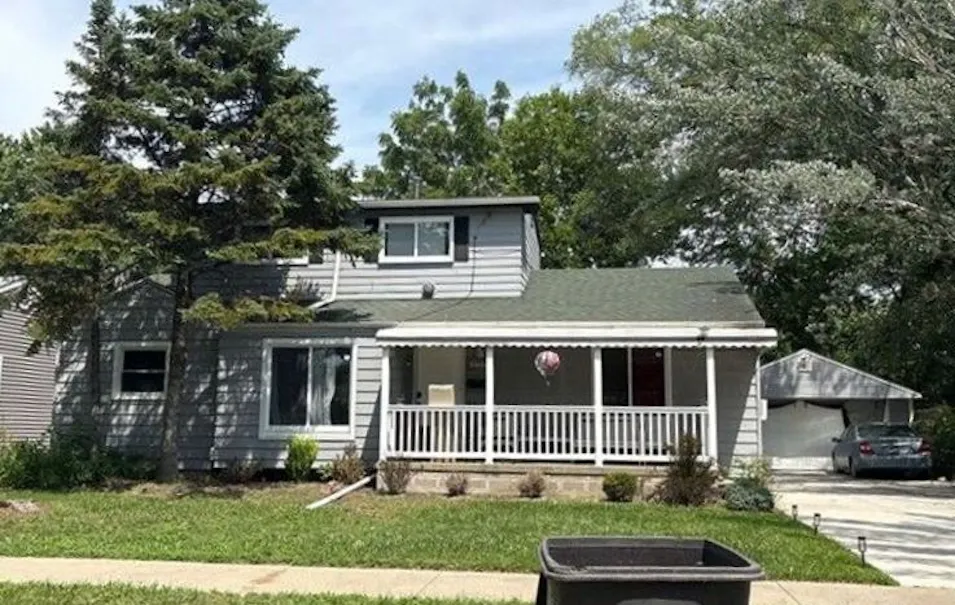6733 Westpoint St Taylor, MI 48180, Wayne County