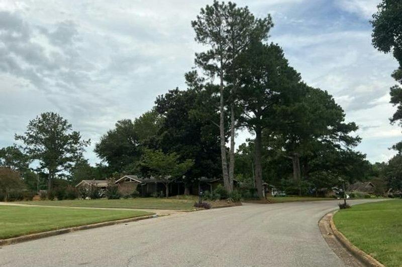 Natchez Ct, Montgomery, AL 36117