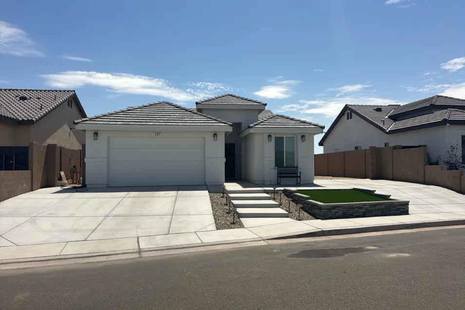 257 S Saguaro Ave San Luis, AZ 85336, Yuma County