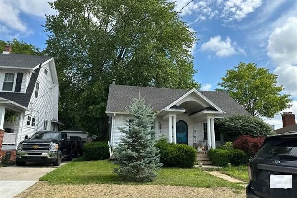5822 Elmwood St Monroe, MI 48161, Monroe County