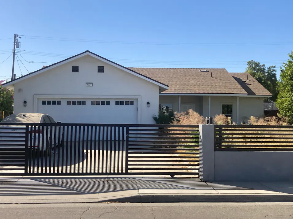 805 Lawson Road Bakersfield, CA 93307, Kern County