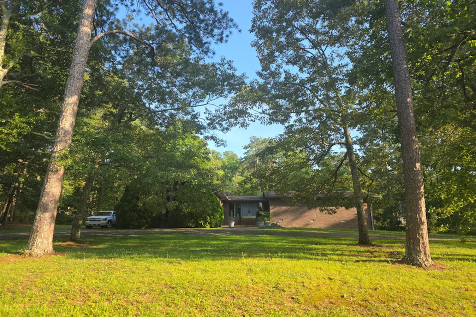 975 2nd Ave W Centre, AL 35960, Cherokee County