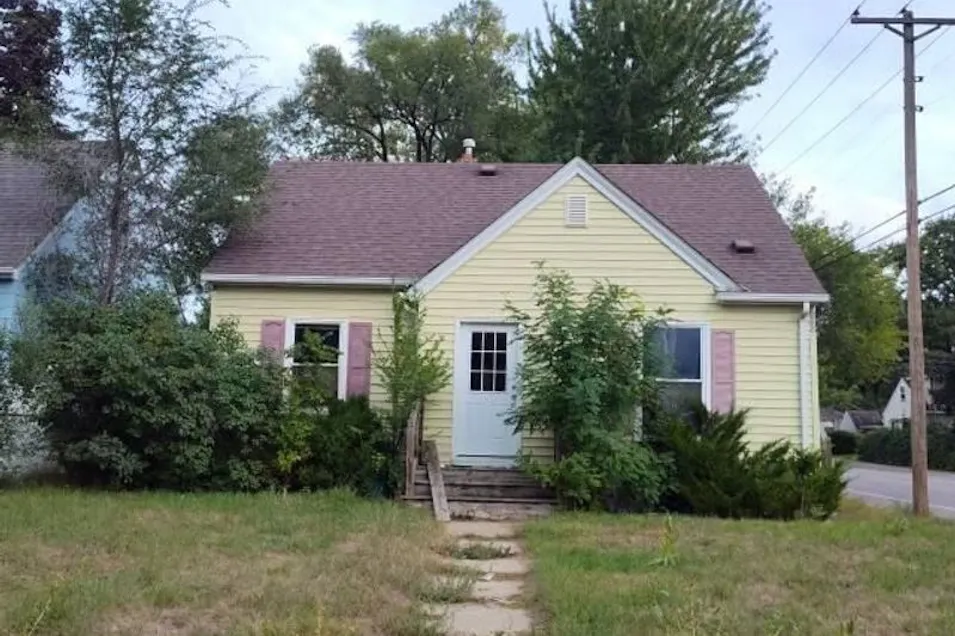 4901 5th Street NE Columbia Heights, MN 55421, Anoka County