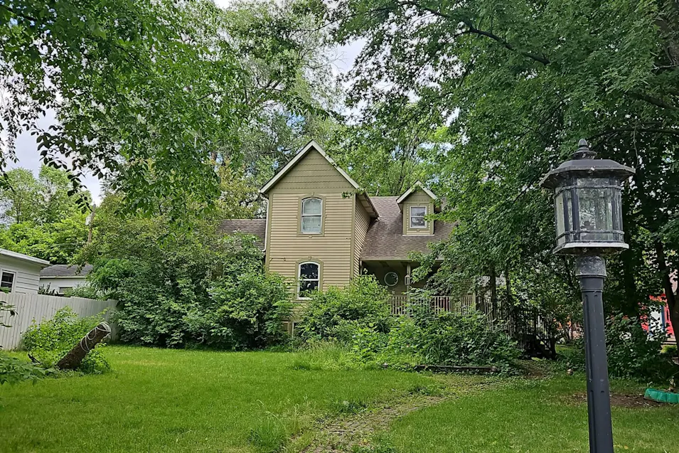 1220 2nd St Hudson, WI 54016, St Croix County