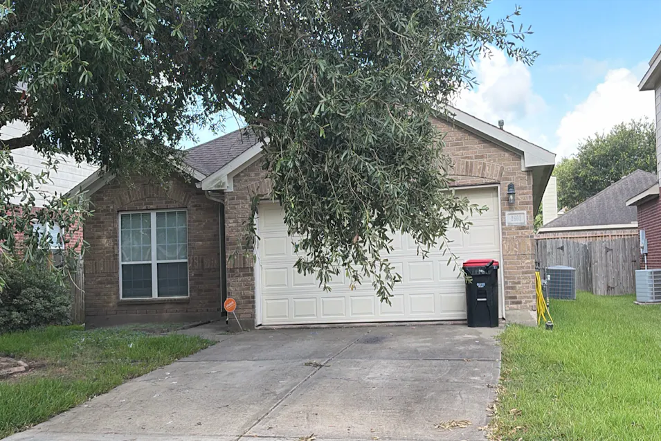 2602 Feather Green Trl Fresno, TX 77545, Fort Bend County