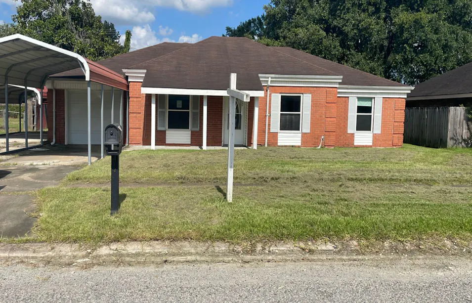1823 George Dr Opelousas, LA 70570, St. Landry County