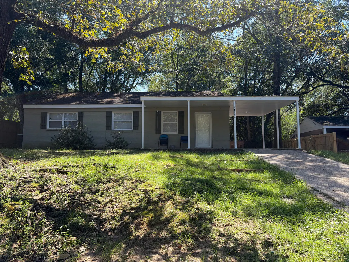 Sunnyvale Ln, Mobile, AL 36609