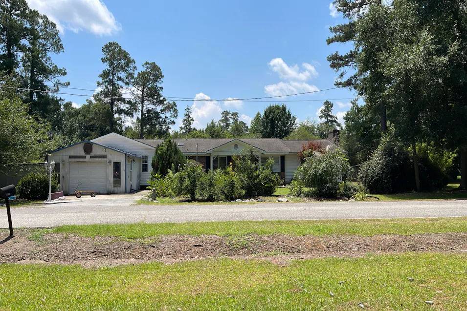 6313 Middle Rd Mullins, SC 29574, Marion County