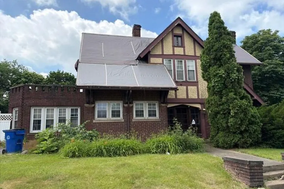 2601 Martin Luther King J Cleveland, OH 44104, Cuyahoga County