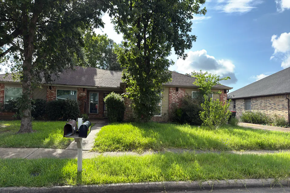 9523 Riverside Lodge Drive Houston, TX 77083, Harris County