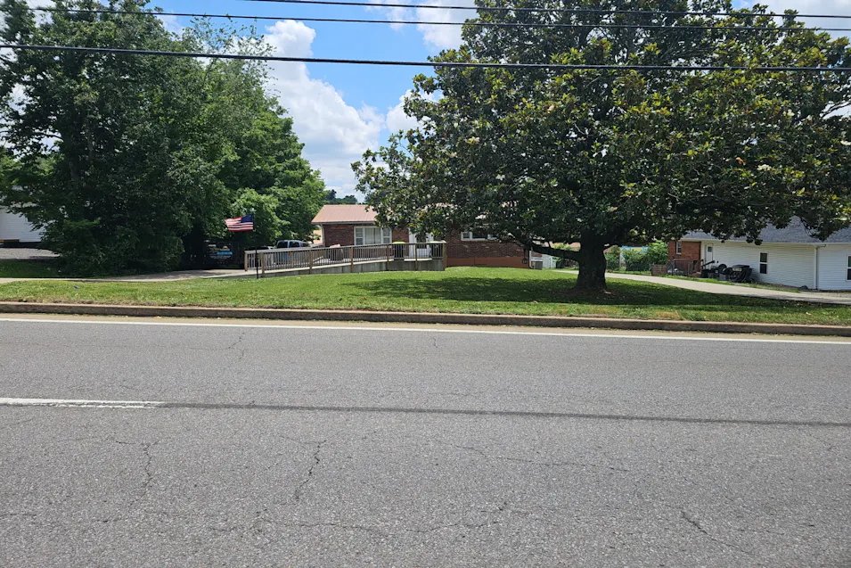 608 Dover Road Clarksville, TN 37042, Montgomery County