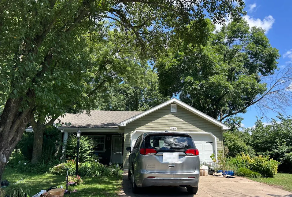 240 N Moonglow Ln Columbia, MO 65201, Boone County