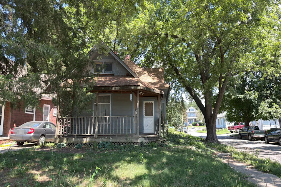 2615 Sacramento St Saint Joseph, MO 64507, Buchanan County
