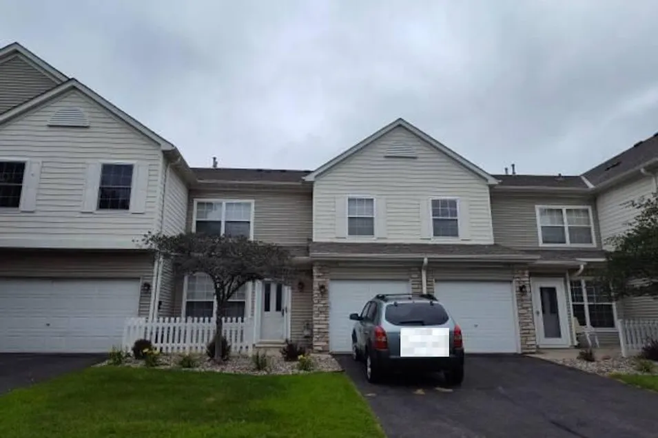 15120 Dunwood Trl Apple Valley, MN 55124, Dakota County
