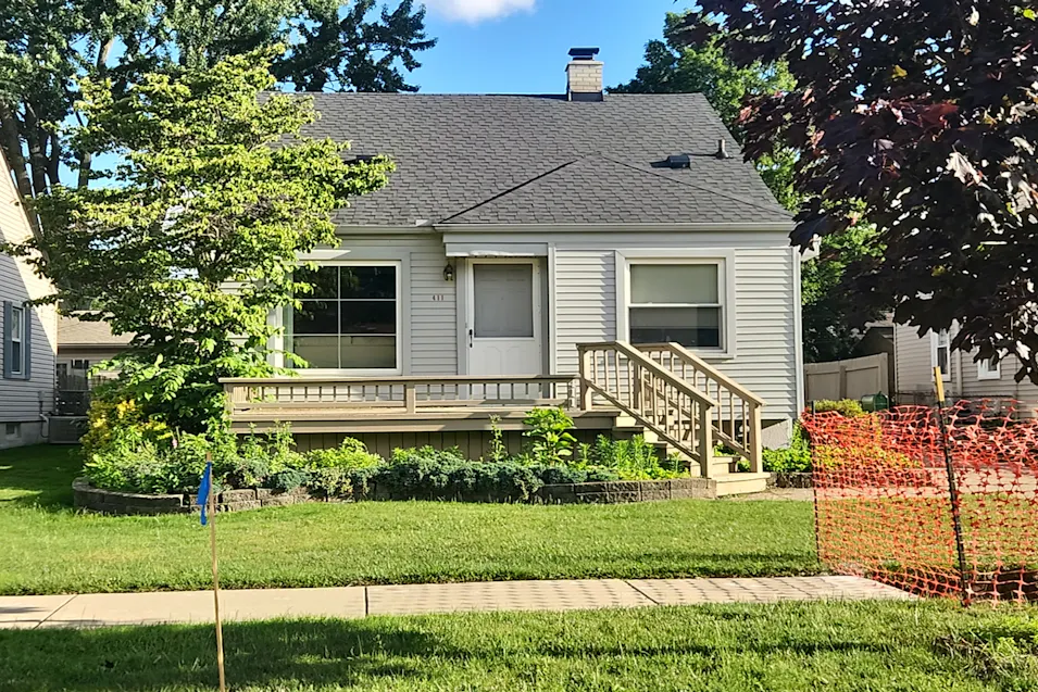 411 Leroy Ave Clawson, MI 48017, Oakland County