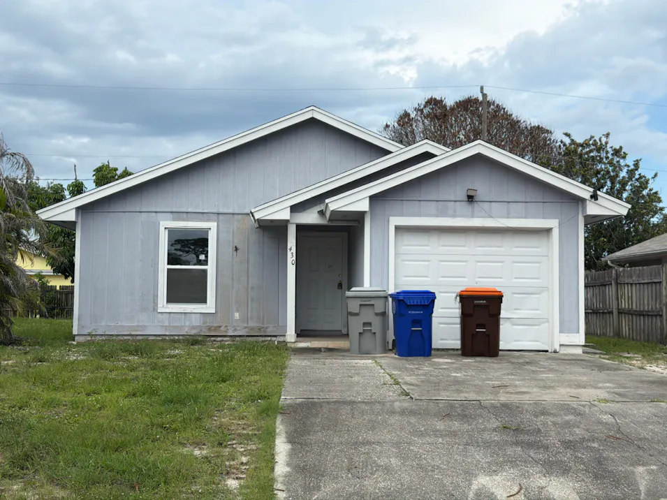 430 14th Place SW Vero Beach, FL 32962, Indian River County