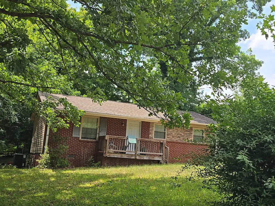 609 Robindell Ct Eden, NC 27288, Rockingham County