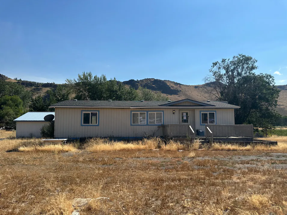 11992 U.S. 12 Naches, WA 98937, Yakima County