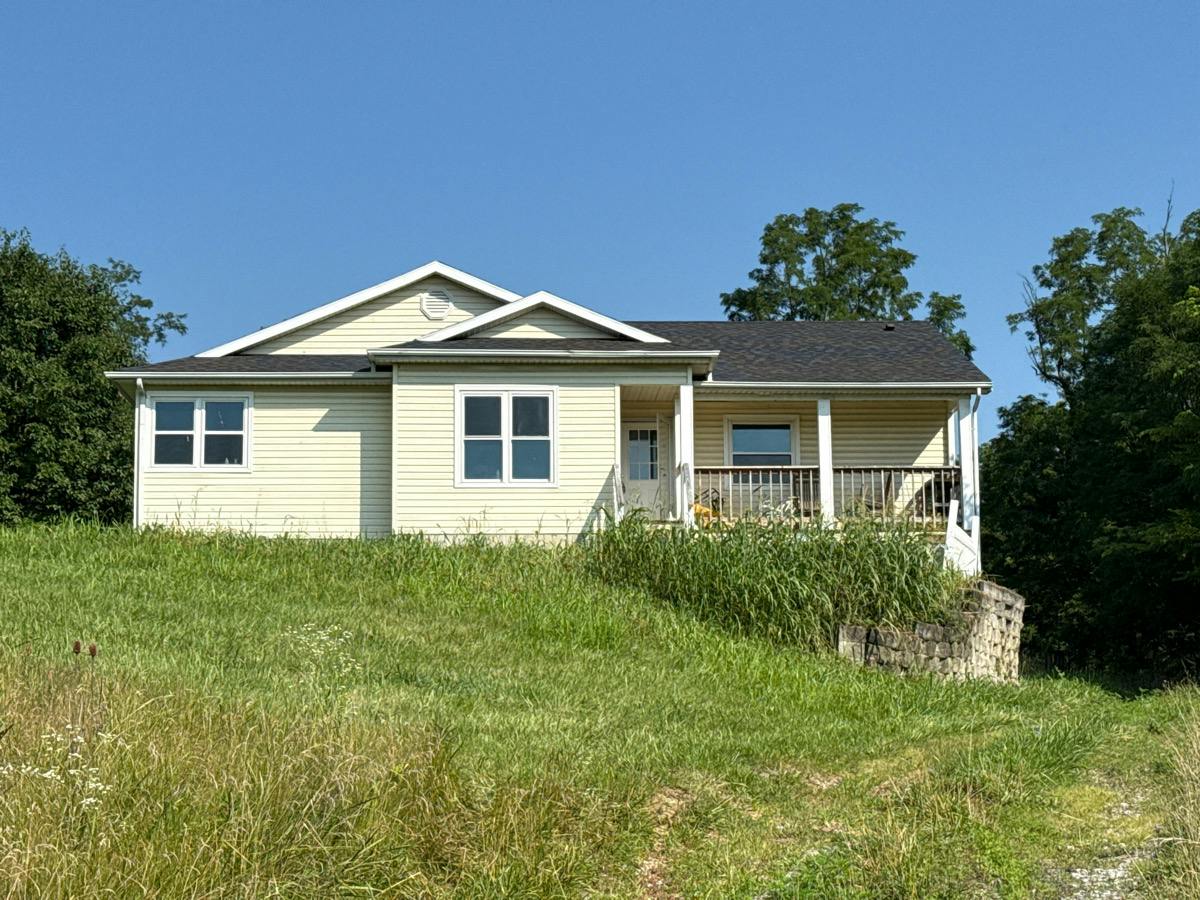 Brooks Ln, Georgetown, KY 40324