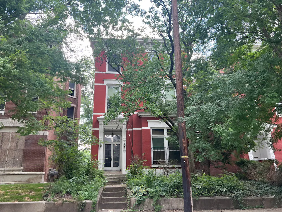 1213 S 1st Street Louisville, KY 40203, Jefferson County
