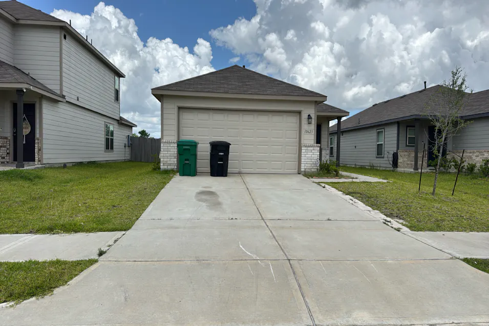 10623 Bird of Paradise Ln Houston, TX 77016, Harris County