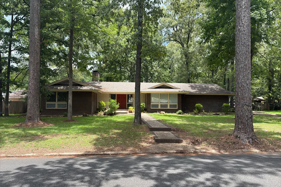1107 Hickory St Crossett, AR 71635, Ashley County