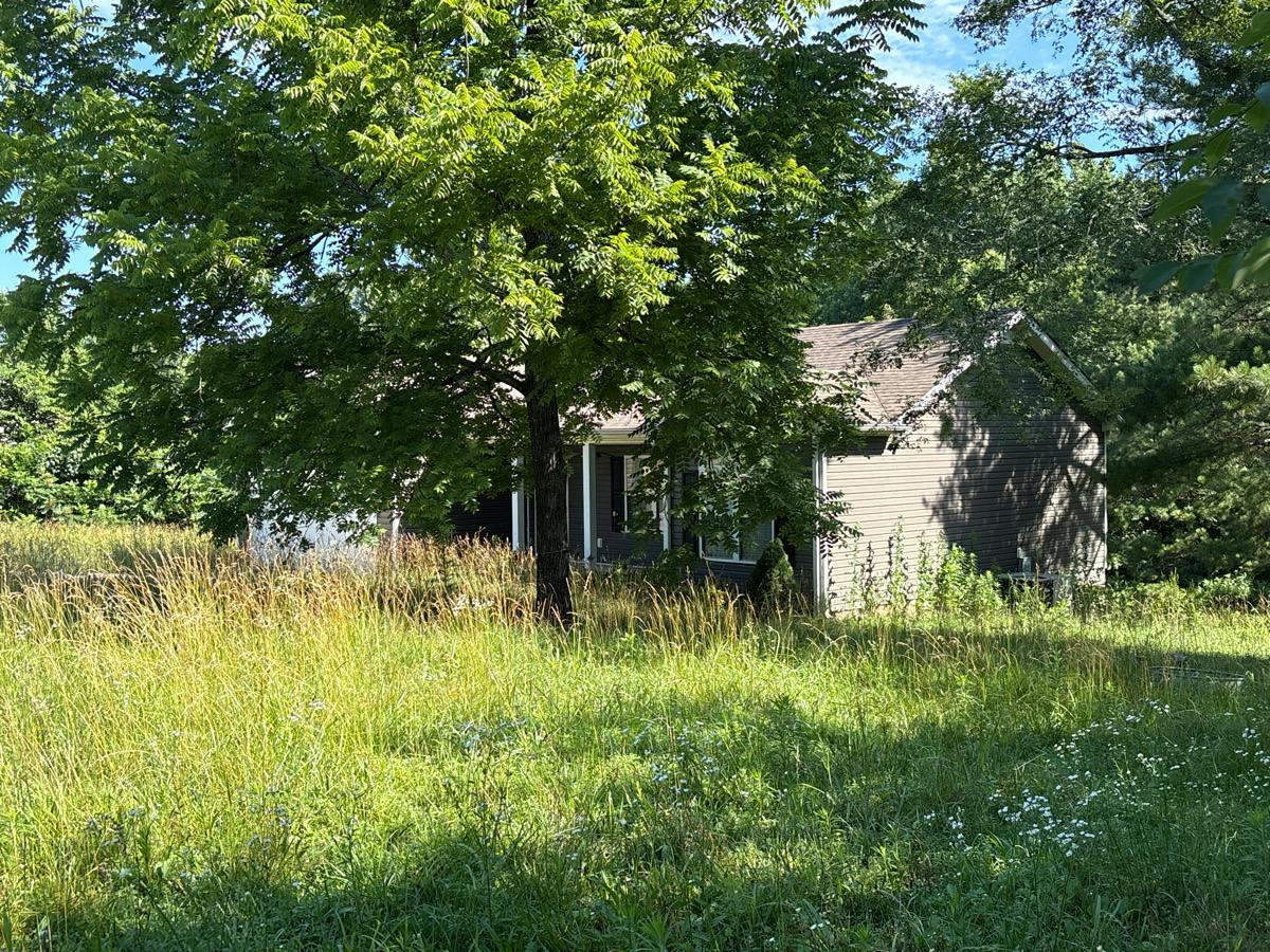 Hickory Lake Dr, Buchanan, TN 38222