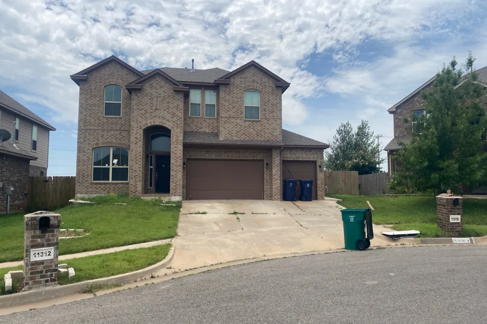 11312nw94th Ter Yukon, OK 73099, Canadian County
