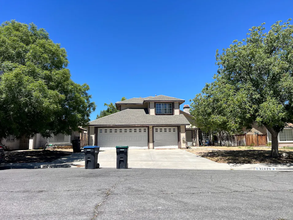 37423 Golden Circle Palmdale, CA 93550, Los Angeles County