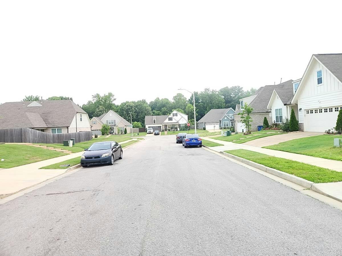 Ellinwood Pass, Olive Branch, MS 38654