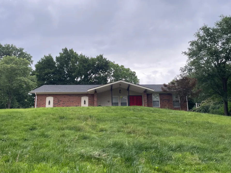 16 Prince Dr Florissant, MO 63034, St. Louis County