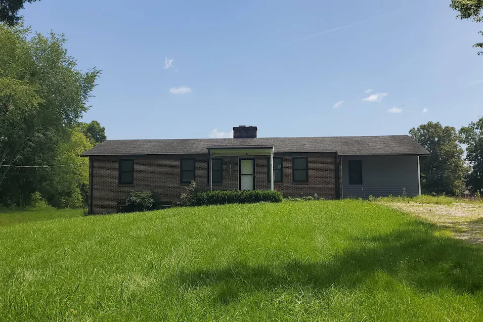 13276 Old Baxter Rd Silver Point, TN 38582, Putnam County