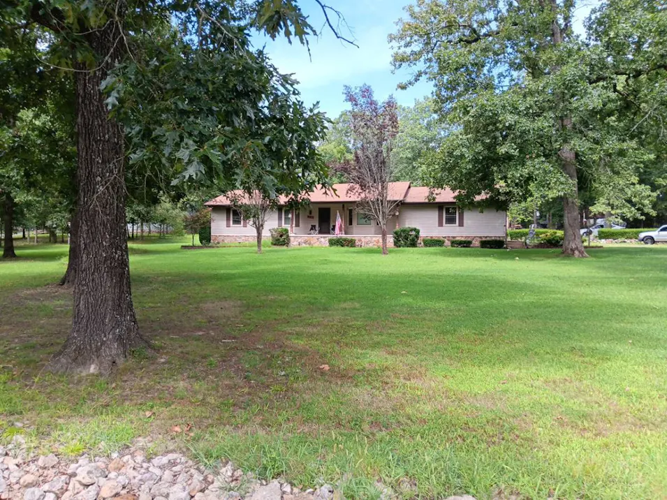 423 Windsong Place Mountain Home, AR 72653, Baxter County