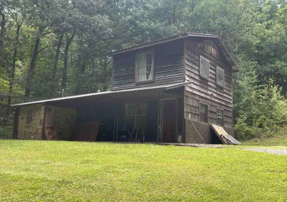 669 Pond Ridge Rd Tellico Plains, TN 37385, Monroe County