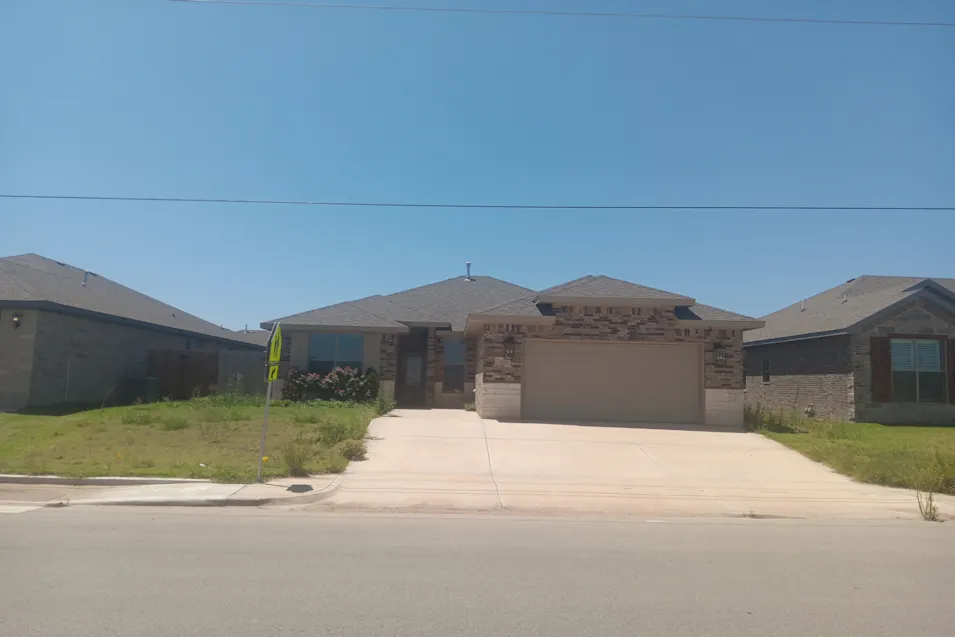 7605 58th St Lubbock, TX 79407, Lubbock County