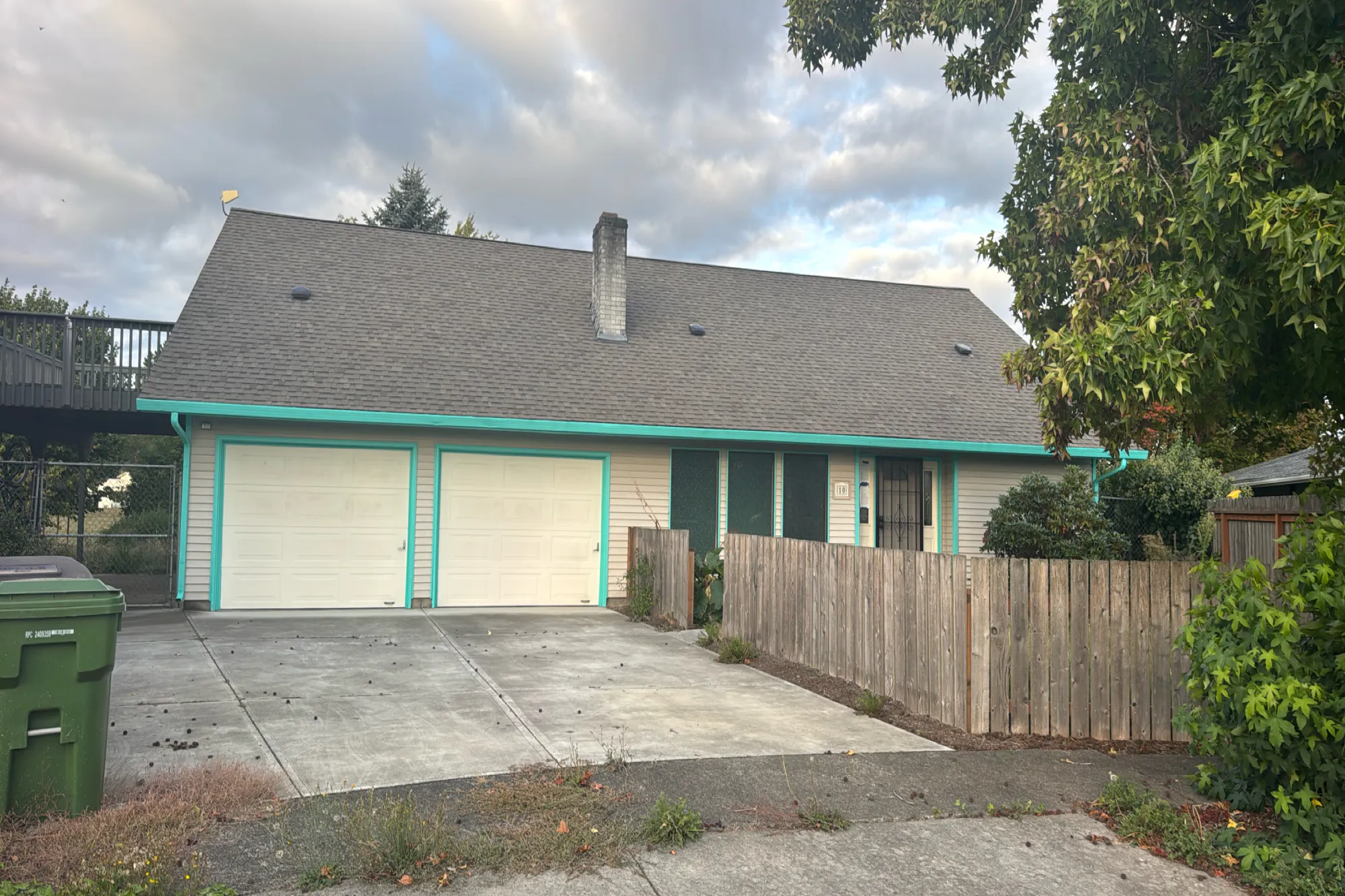 Lee Pl, Longview, WA 98632